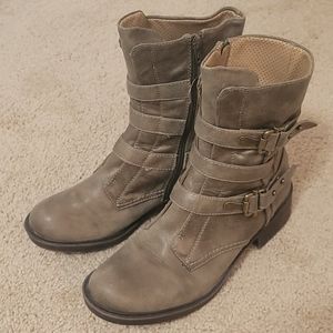 Army-Green BareTraps Moto Boots